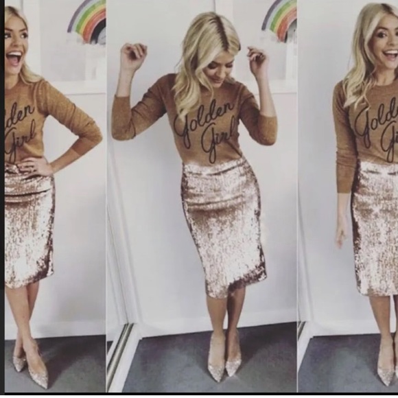 Joanie Golden Girl jumper size medium AS SEEN ON HOLLY WILLOUGHBY - Picture 5 of 5